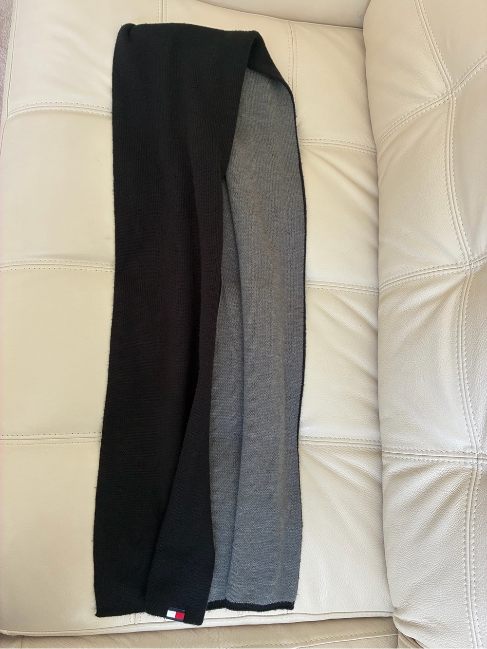Tommy Hilfiger Black and Gray Knit Scarf